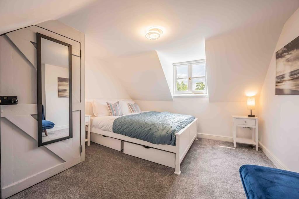 The Lymington Sailor'S Cottage Экстерьер фото