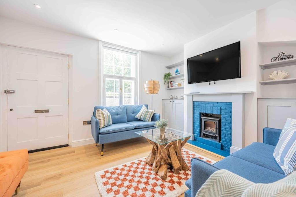 The Lymington Sailor'S Cottage Экстерьер фото